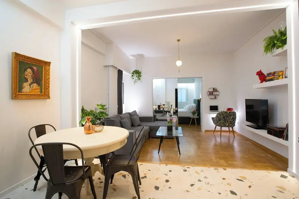 Ruby's Urban Residence Koukaki