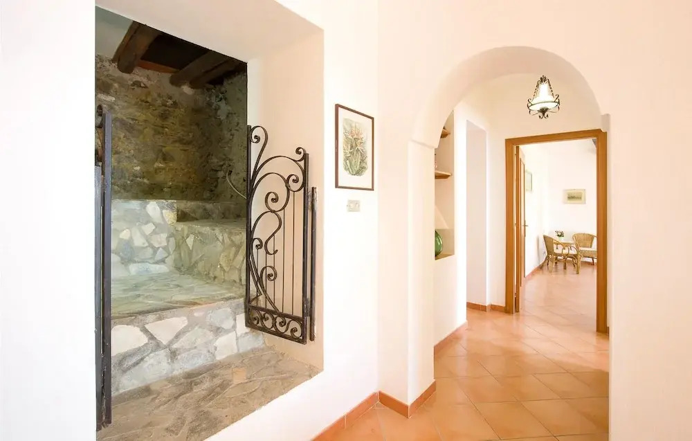 Awesome Home in Cetraro With 2 Bedrooms