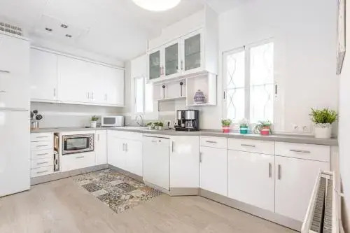 Empurialola Casa con pisina Carmanço