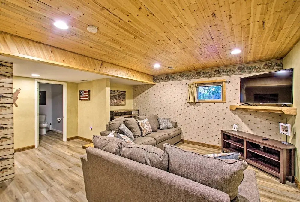 Massanutten Resort Log Cabin w/ Mountain Views!