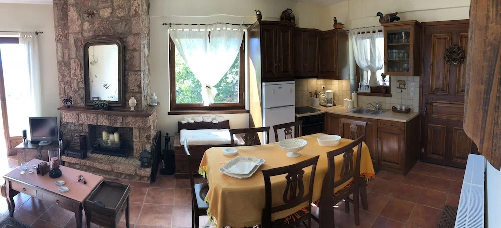 Arahova Cozy Apartment