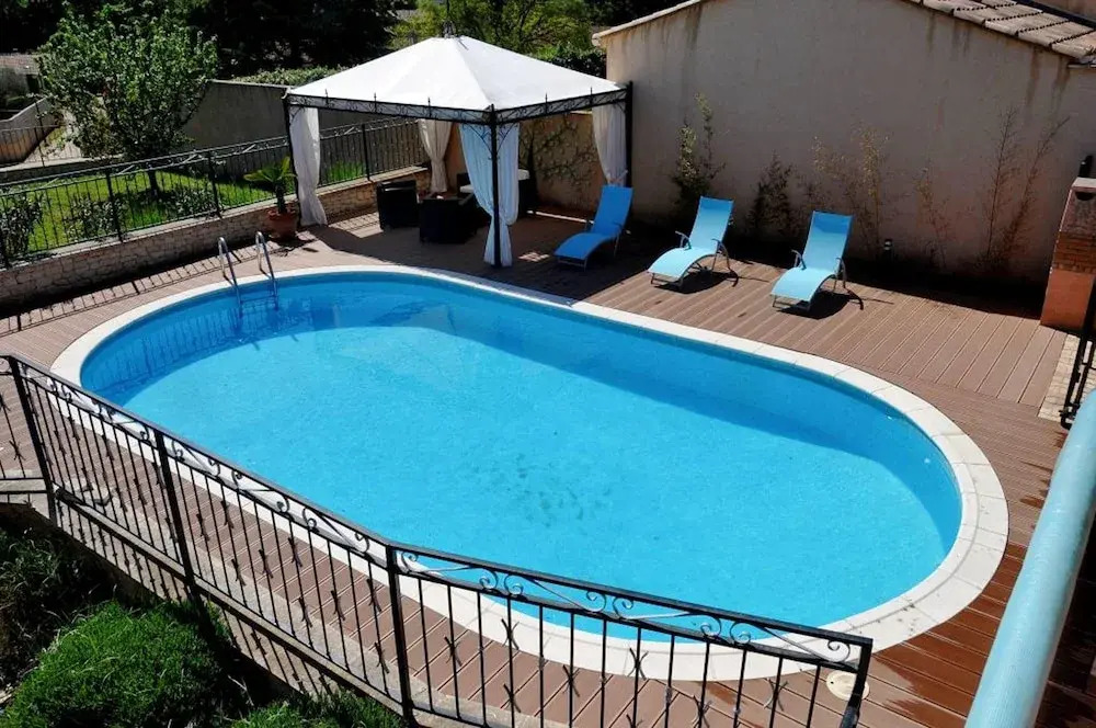 House With one Bedroom in Gargas, With Private Pool, Terrace and Wifi