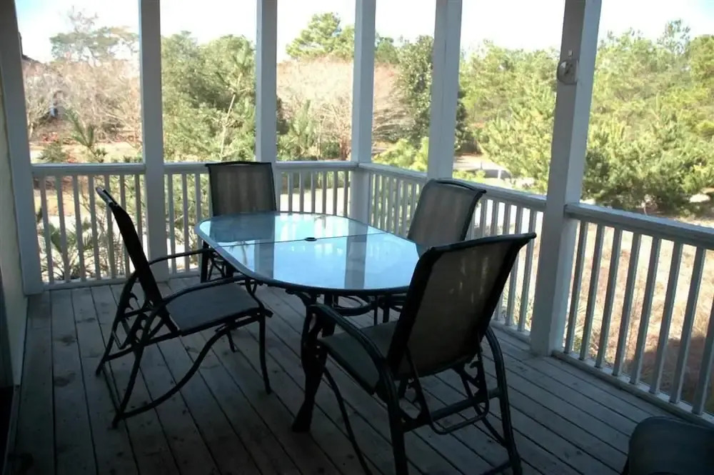 Beach  4 Bedroom Home