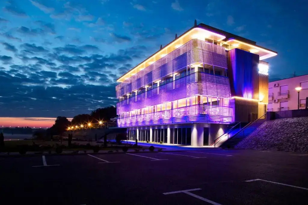 Hotel Navis