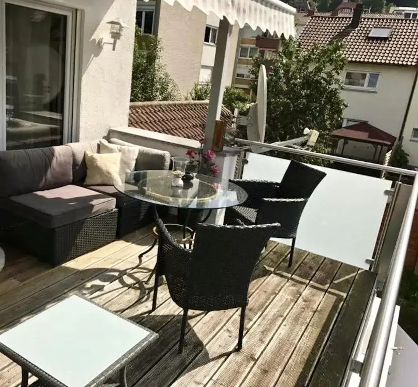 Luxuriöses Studio im Zentrum, Balkon, Kamin, Klima