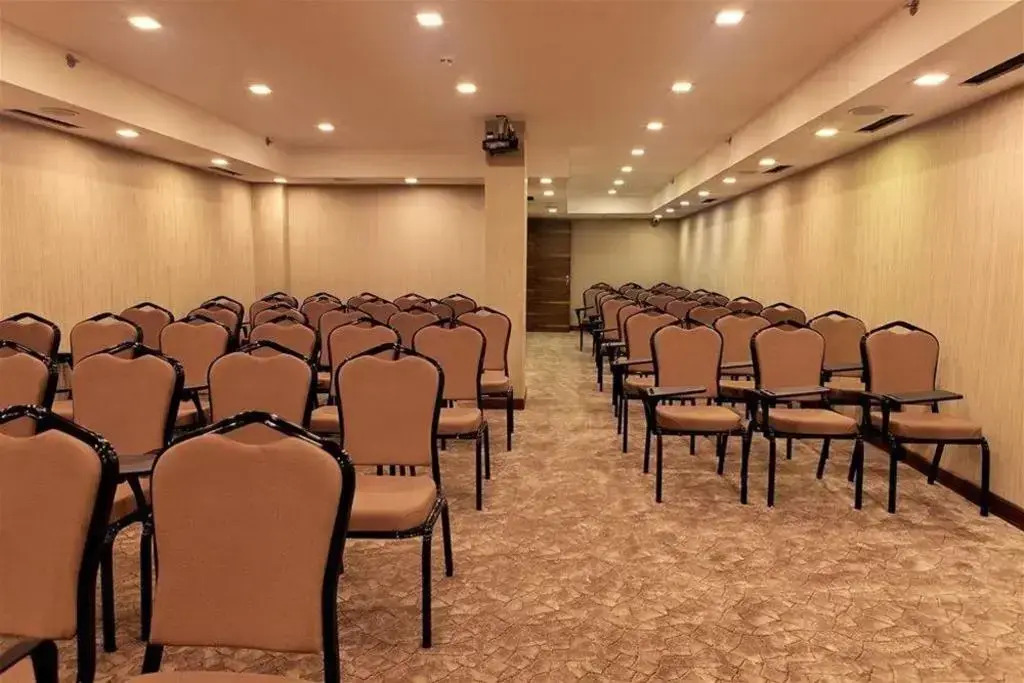 Inera Hotel Pendik