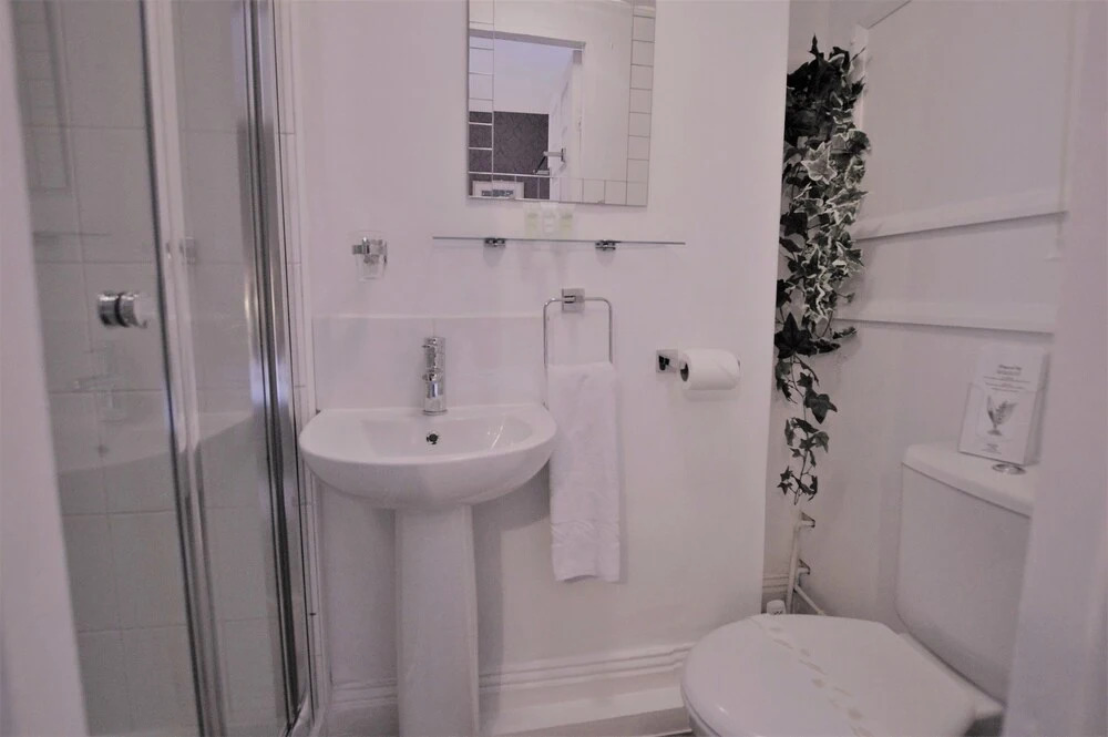 4 bedroom town house