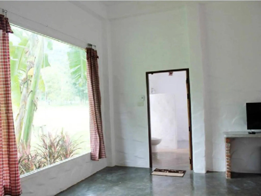 Monoko Porploen Resort Suanphung