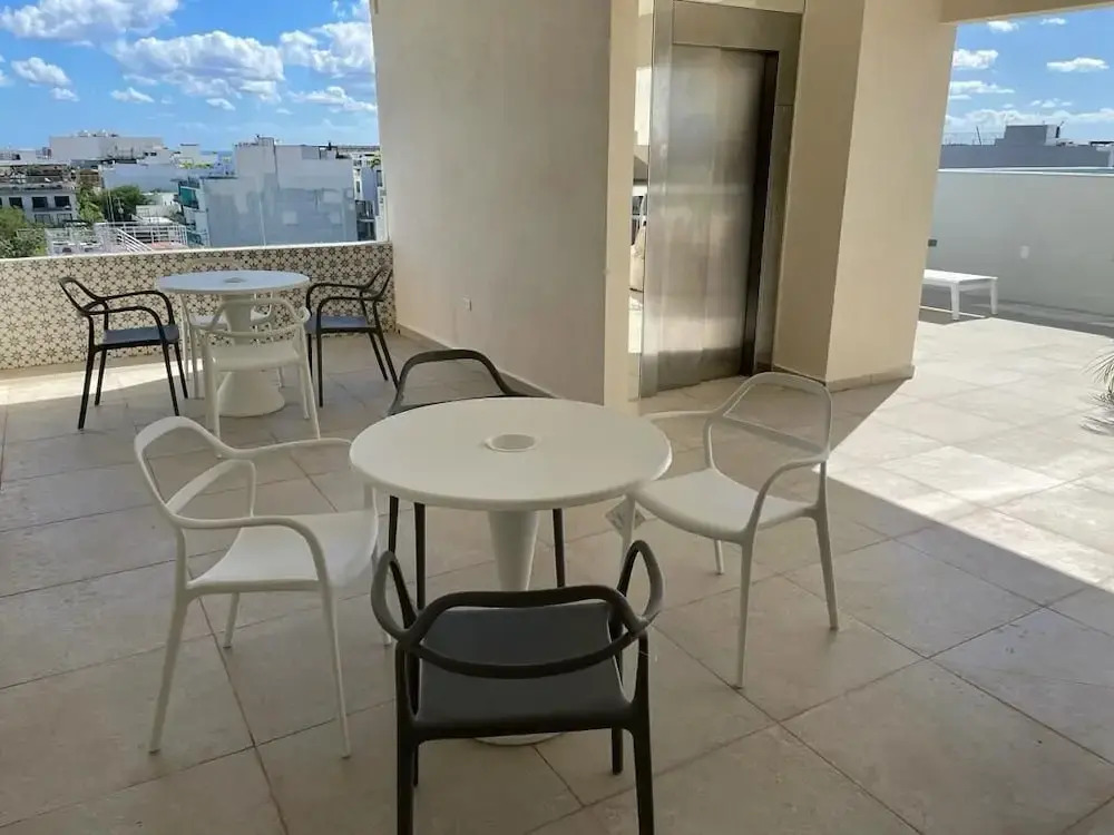 Kuyaan 44 Suites