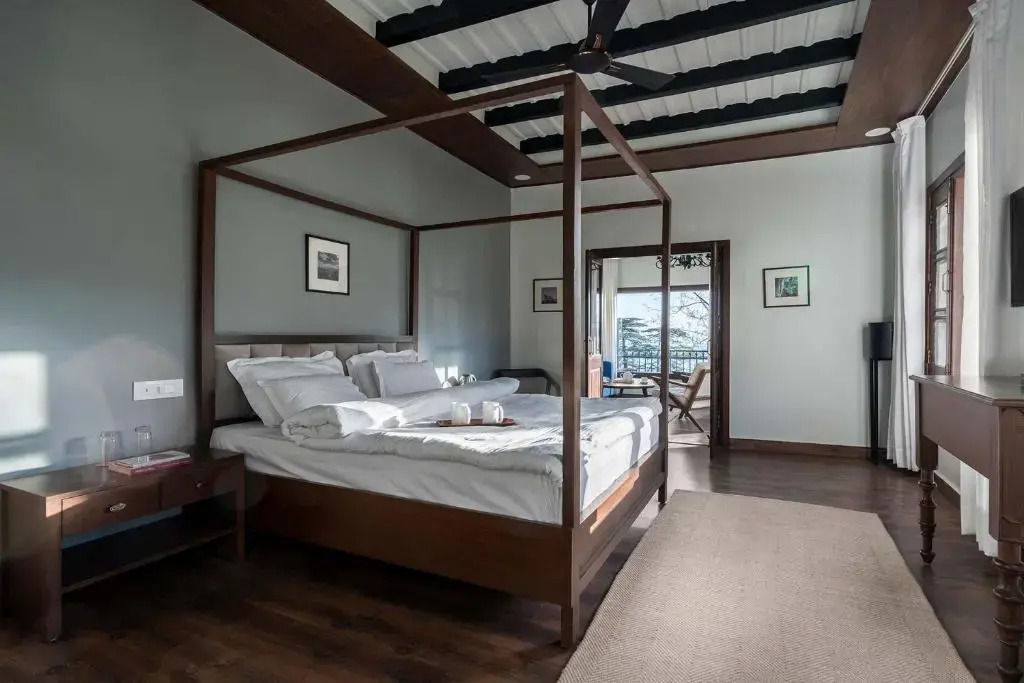 Stayvista At Pine Estate