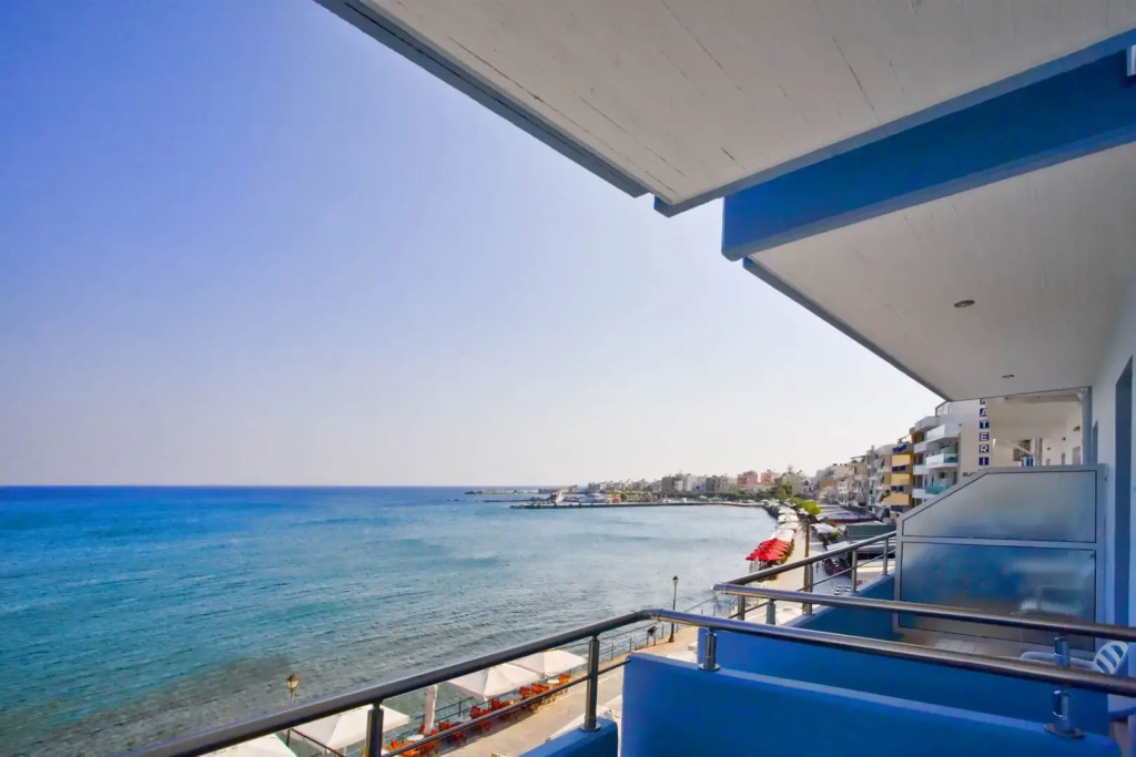 Astron Hotel