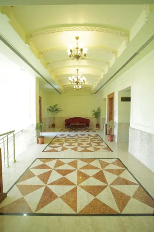 Hotel Om Tower