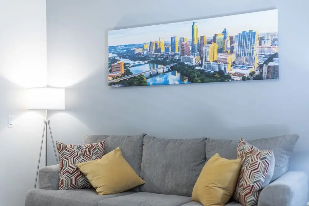 Luxurious & Cozy Midtown Texas Condo