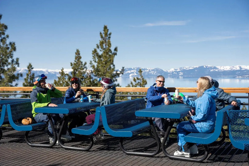 The Incline Lodge