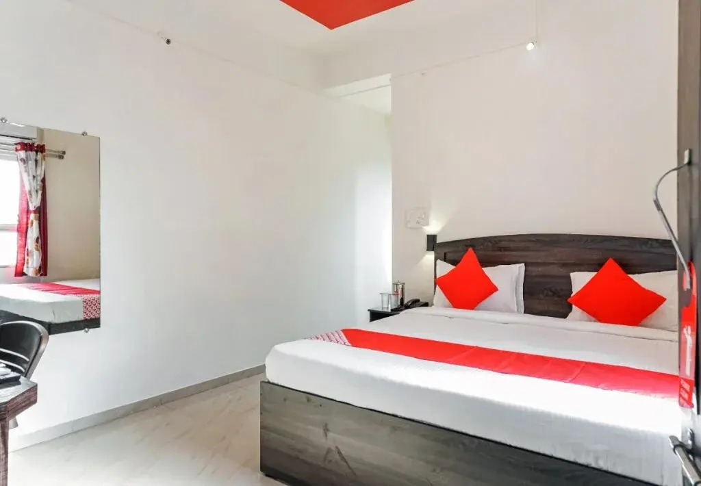 Suman Lodging By OYO Rooms