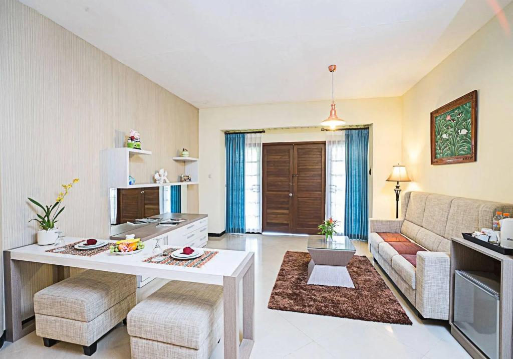 Royal Hotel and Villas Trawas
