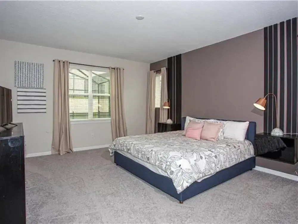 Stunning Property With Pool Located at Solara Resort Near Disney and Attractions