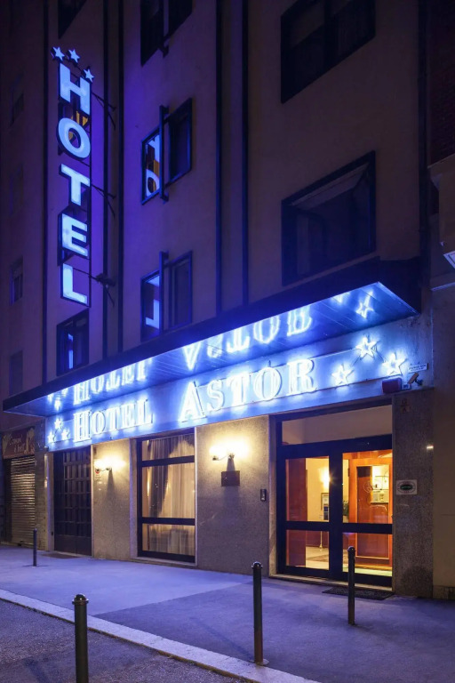 Astor Hotel