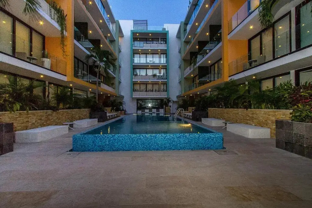Studio close to 5th Av, with Amazing Roof Pool View, Gym, Spa and more