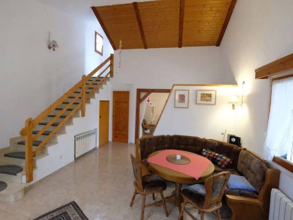 House Reny LAmpolla
