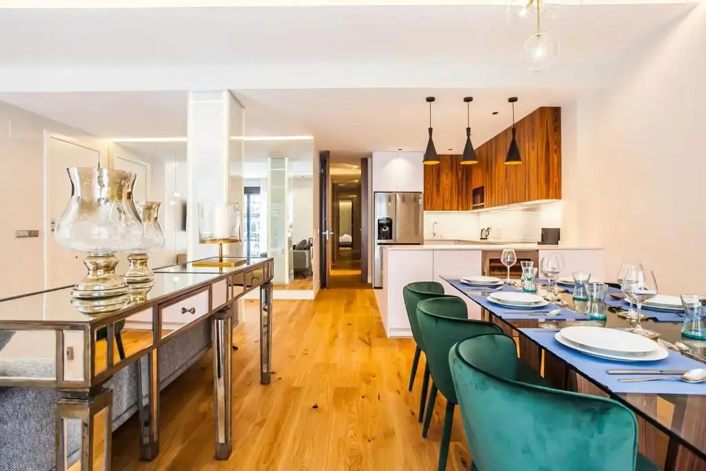 Luxury Apartment Salamanca District