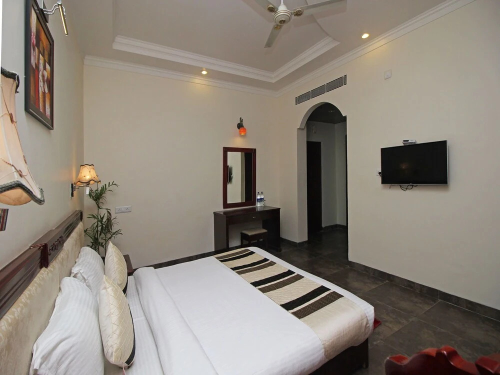 OYO 7541 Hotel Happy Home Bhimtal