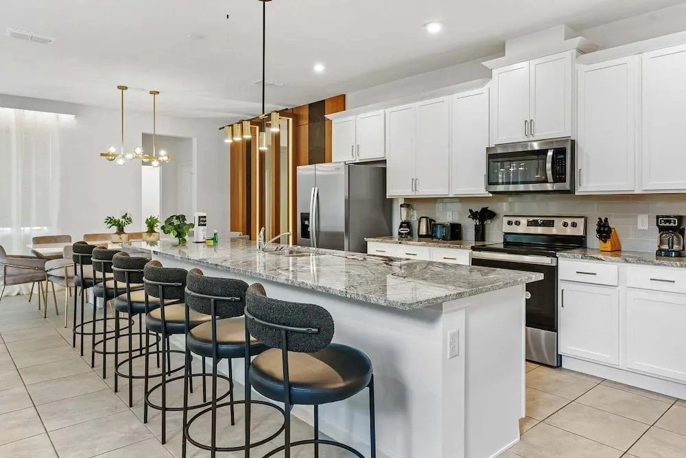 Luxury 8BR Private Pool Family Villa Near Disney