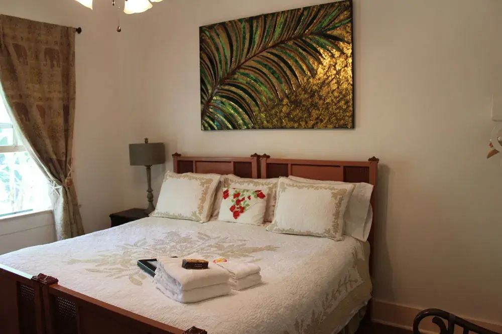 Haiku Plantation Inn Bed & Breakfast