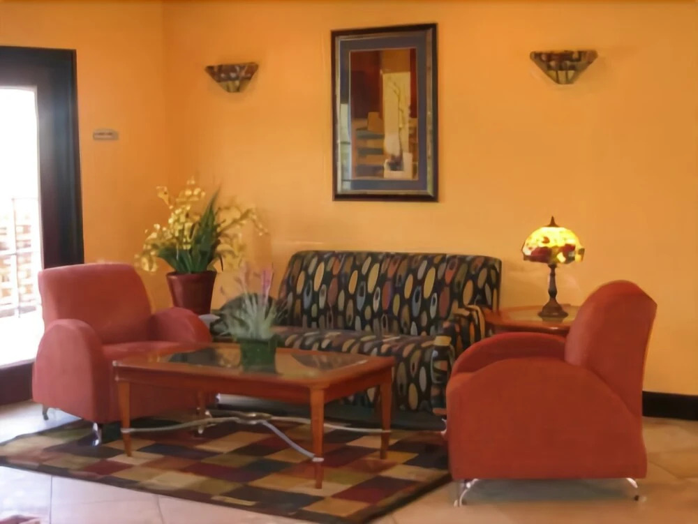 Garden Inn Hotel