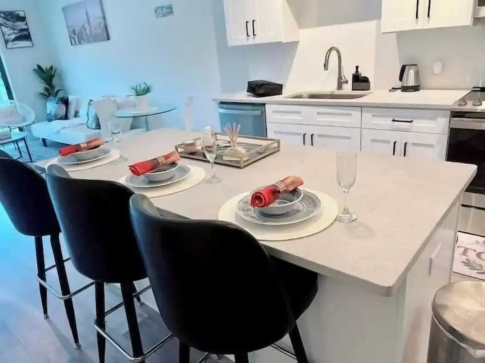 Group Lux great for up to 8 guests