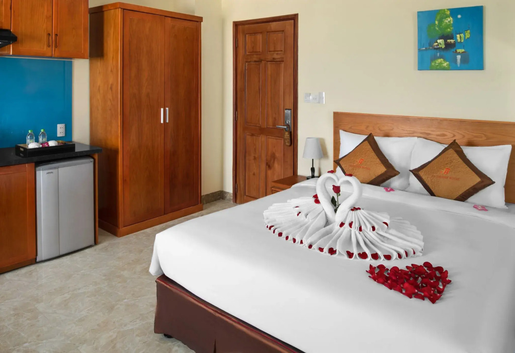 An Thuyen Hotel