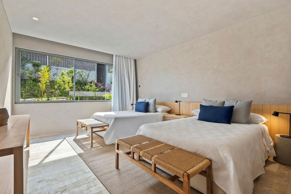 Oceanfront Apartments with Great Views