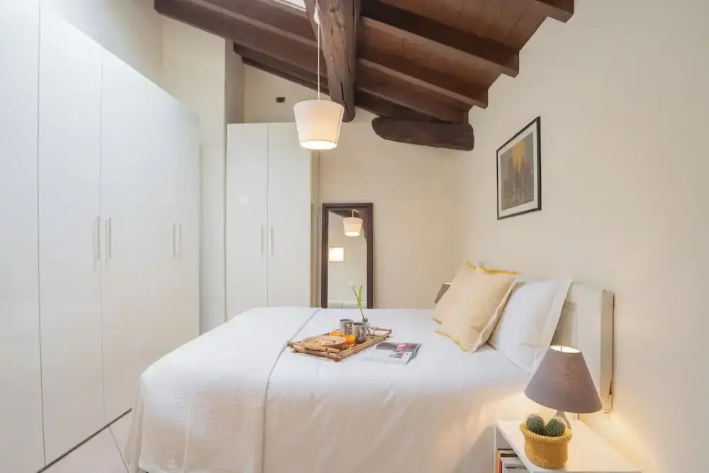 Plinio 10 by Rent all Como