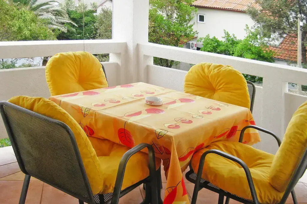Apartment in Vir at 500 m from the restaurants