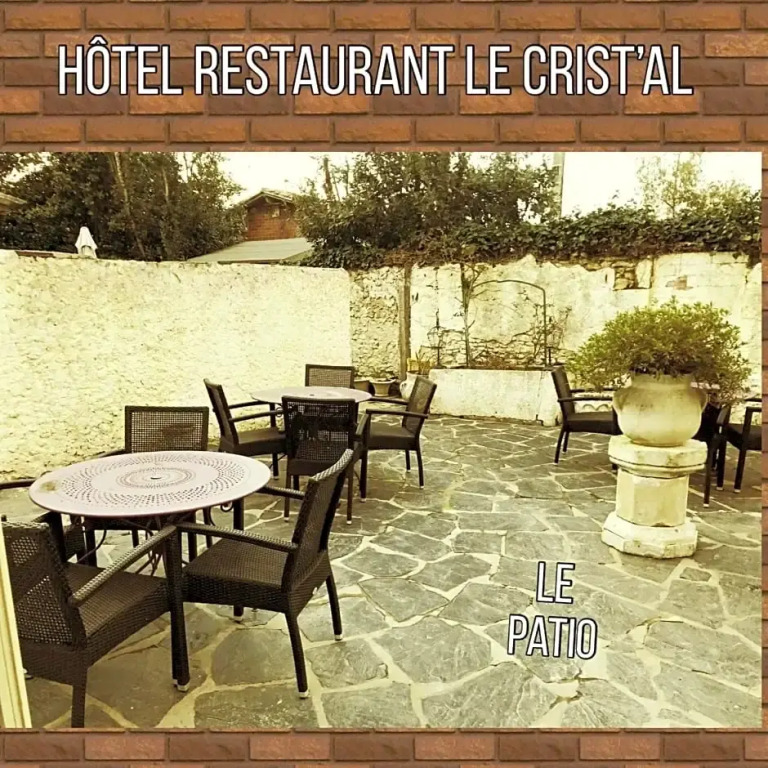 Hotel Le Crist Al, Front de mer, chambres climatisées et son studio non climatisé, proche du centre ville