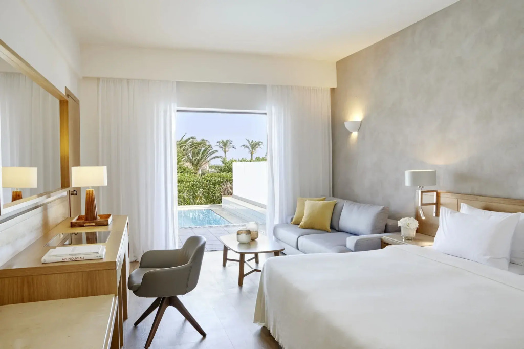 Minoa Palace Resort