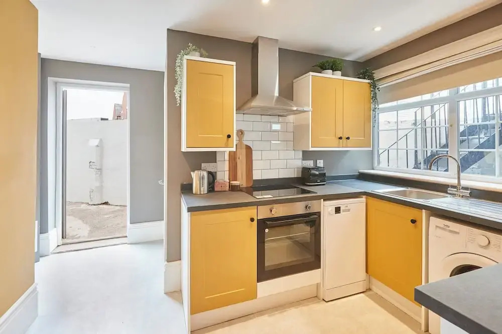 Host & Stay - Northville Arrifana