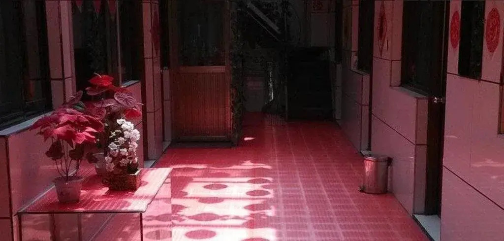 Warm House Inn