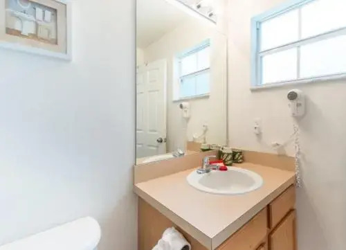 8407 Crystal Cove Loop