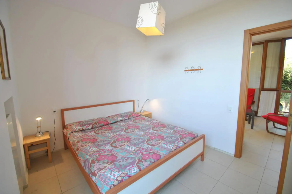 In villa on the sea, apartment on the 1st floorwith private garden. 6 beds. Reserved parking.-Villa L'Angolino - p. 1
