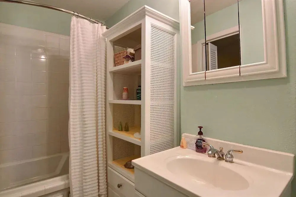 Playas Azules Home Cv424 7 Bedrooms 4 Bathrooms Home