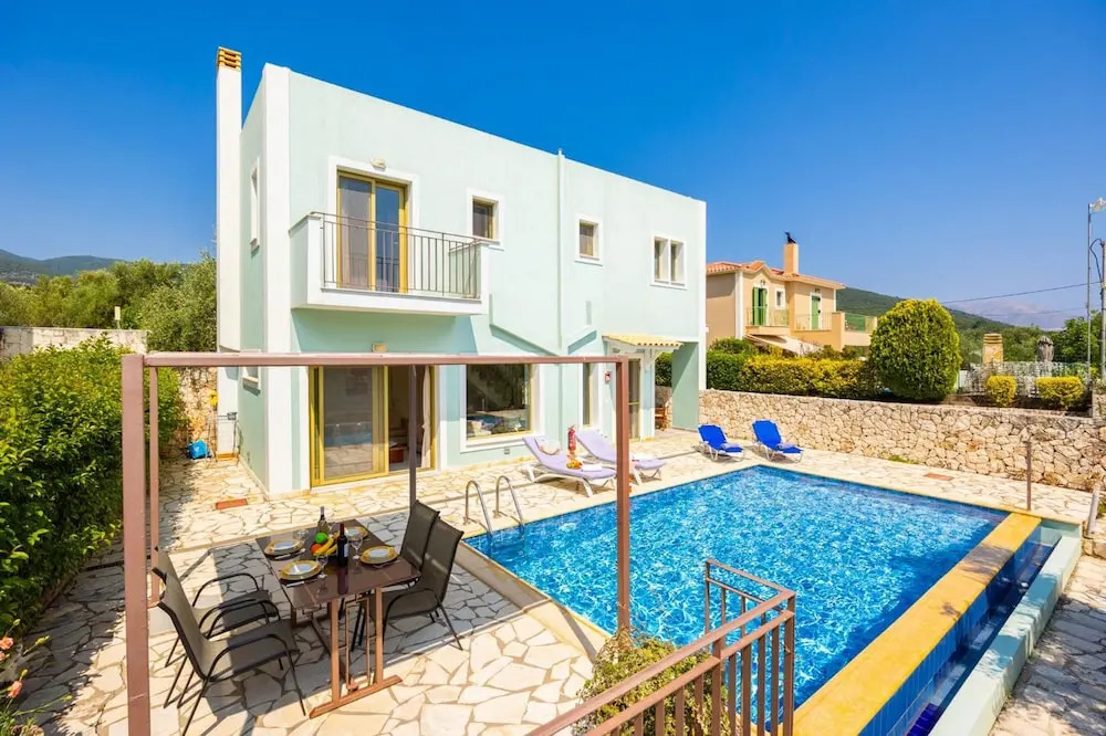 Villa Pinelopi With 2 Bedrooms and 3 Bathrooms