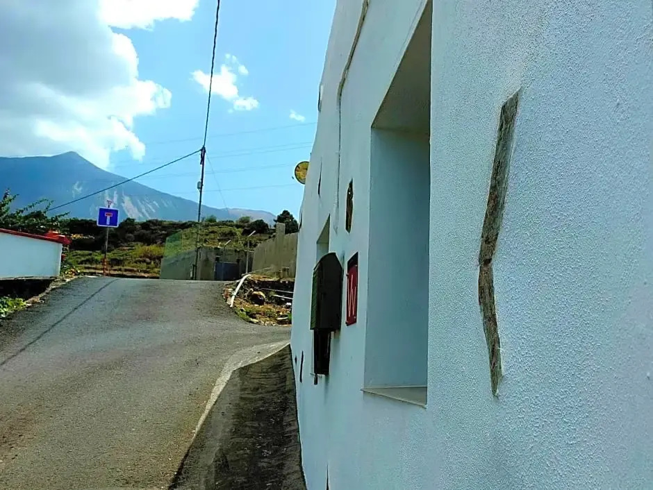 Casa Salvia Icod B&B - All En-Suite Bedrooms Complimentary Breakfast With Breathtaking Views