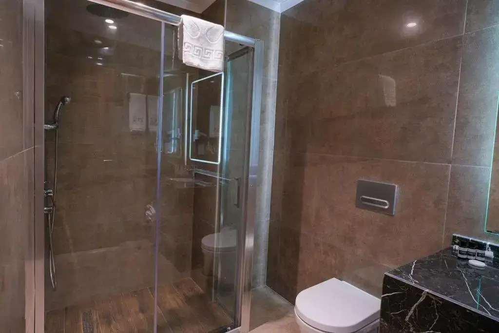 Ekor Elegance Hotel