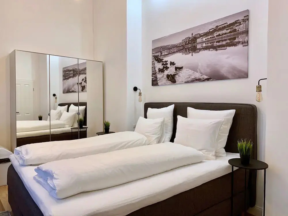 Luxury Apartment by Hi5 - Kálmán Imre Suite