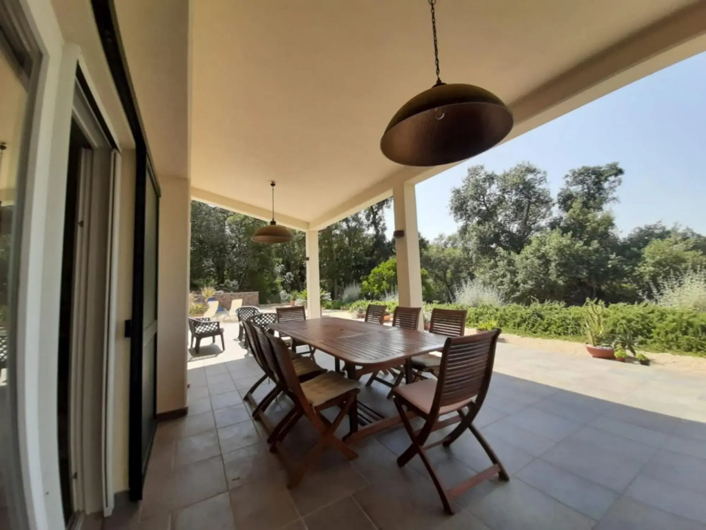 Villa Geko well furnished and immersed in a 4000 m2 park in Straccoligno-VILLA GEKO
