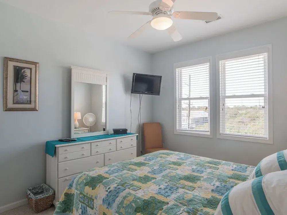 Clamalot by Topsail Realty