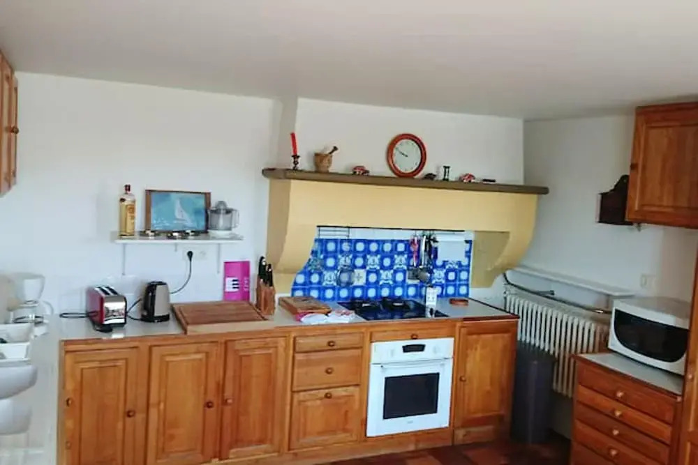 House With 3 Bedrooms in Arveyres, With Enclosed Garden and Wifi