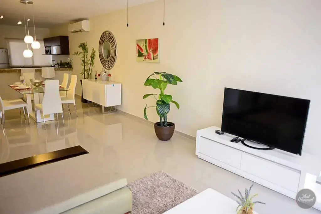 Spacious Ph 3 Bedrooms With Private Terrace, Beach Club Access