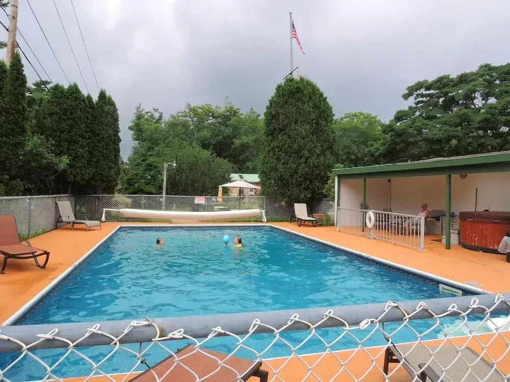 Shorelands Guest Resort and Cottages